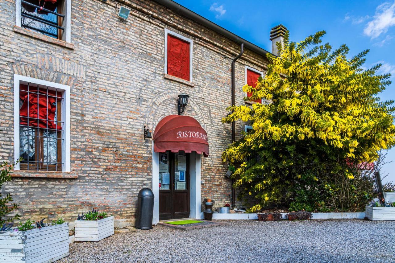La Locanda Degli Artisti Medelana Luaran gambar